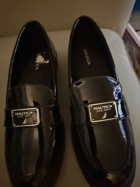 Nautica Women’s Black Patent Leather Slip-On Loafers NWOT